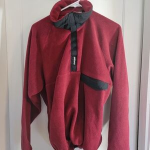 Vintage Chuck Roast Women's Red Fleece Pullover Jacket